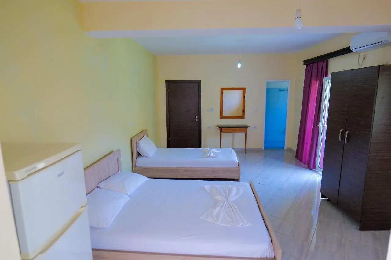 Vila Sala Appartamento Borsh
